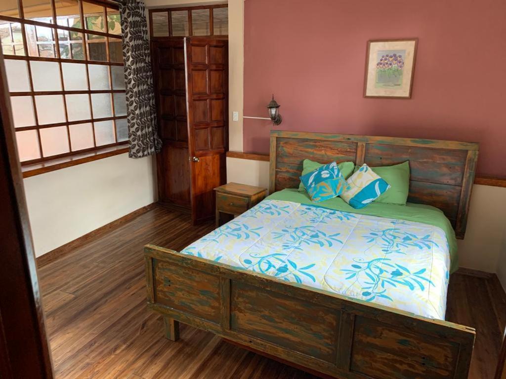 Hostel Santa Canela Cuenca Zewnętrze zdjęcie